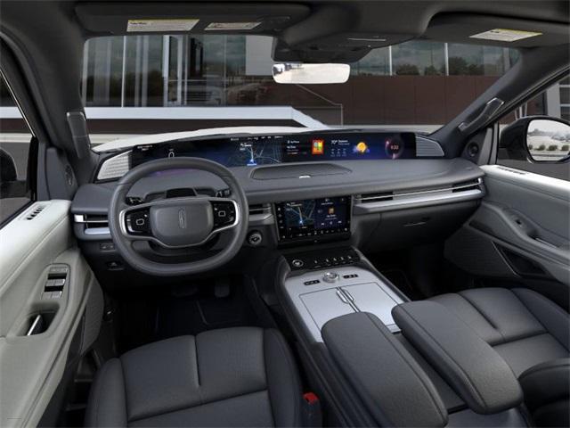 new 2025 Lincoln Navigator car, priced at $104,547