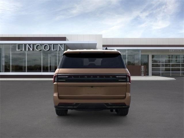 new 2025 Lincoln Navigator car, priced at $121,960