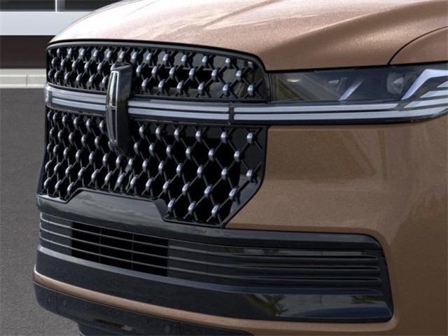 new 2025 Lincoln Navigator car, priced at $121,960