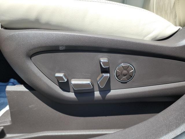 used 2022 Lincoln Nautilus car, priced at $42,900