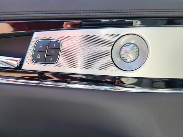 used 2022 Lincoln Nautilus car, priced at $42,900