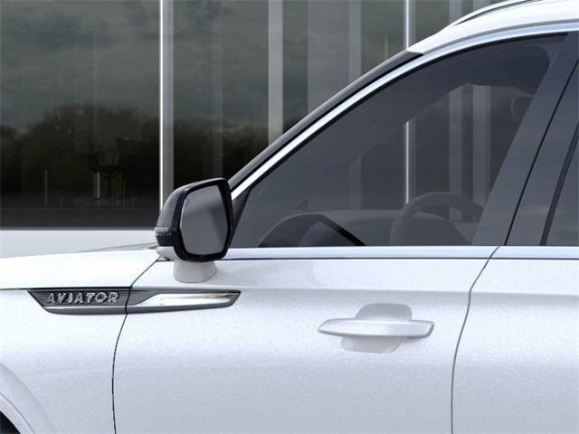 new 2025 Lincoln Aviator car, priced at $85,590
