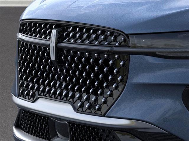 new 2025 Lincoln Nautilus car, priced at $62,904