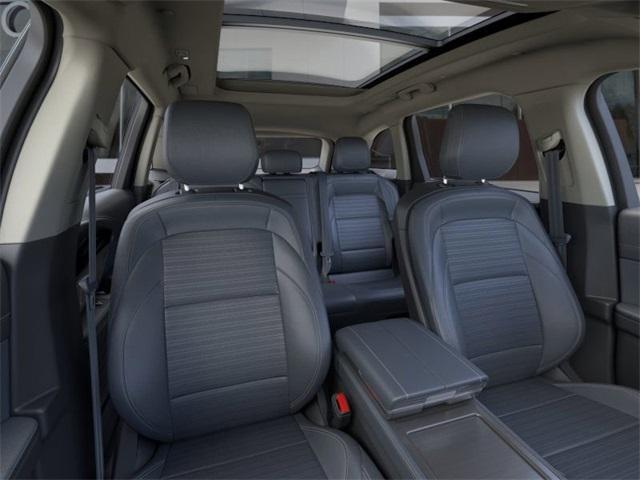 new 2025 Lincoln Nautilus car, priced at $60,917