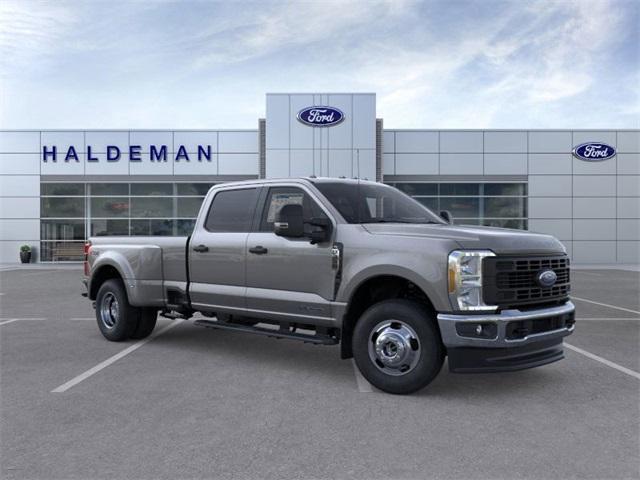 new 2025 Ford F-350 car, priced at $74,762