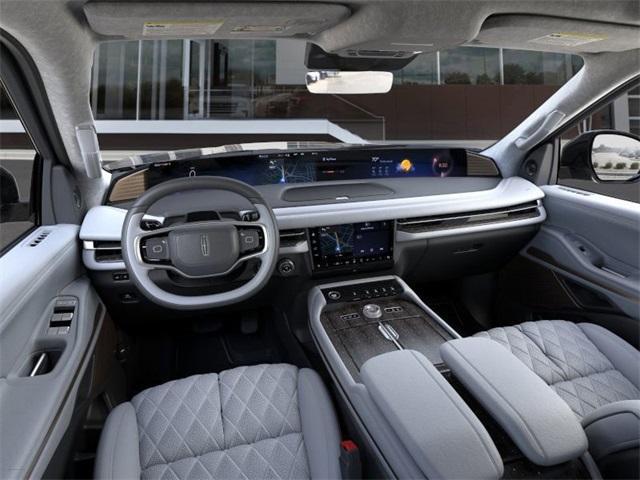new 2025 Lincoln Navigator L car, priced at $123,460