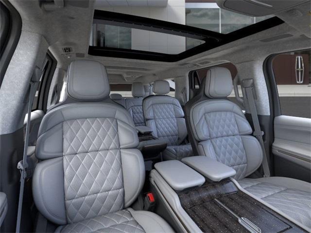 new 2025 Lincoln Navigator L car, priced at $123,460