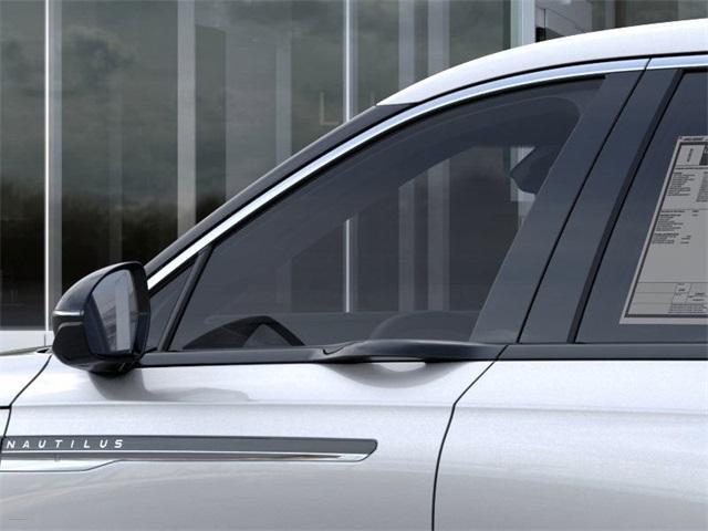new 2025 Lincoln Nautilus car, priced at $53,520