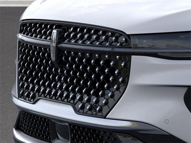 new 2025 Lincoln Nautilus car, priced at $53,520