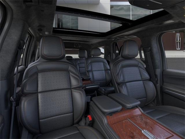 new 2025 Lincoln Navigator car, priced at $119,240