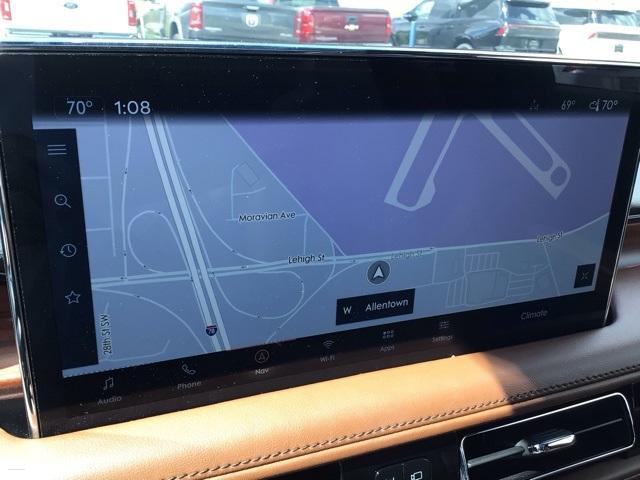 used 2022 Lincoln Nautilus car, priced at $36,400