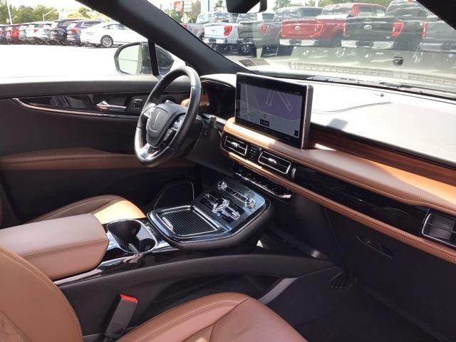 used 2022 Lincoln Nautilus car, priced at $36,400