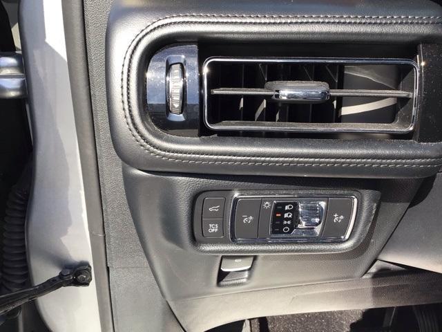 used 2021 Lincoln Nautilus car, priced at $35,600