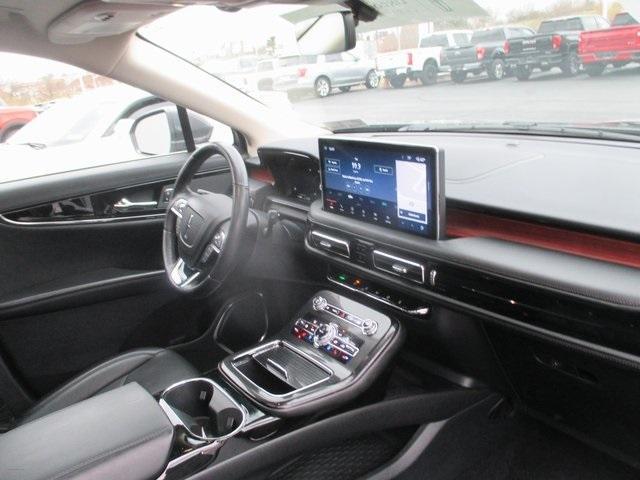 used 2022 Lincoln Nautilus car, priced at $37,500