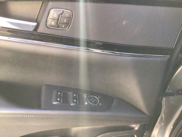 used 2022 Lincoln Nautilus car, priced at $36,400