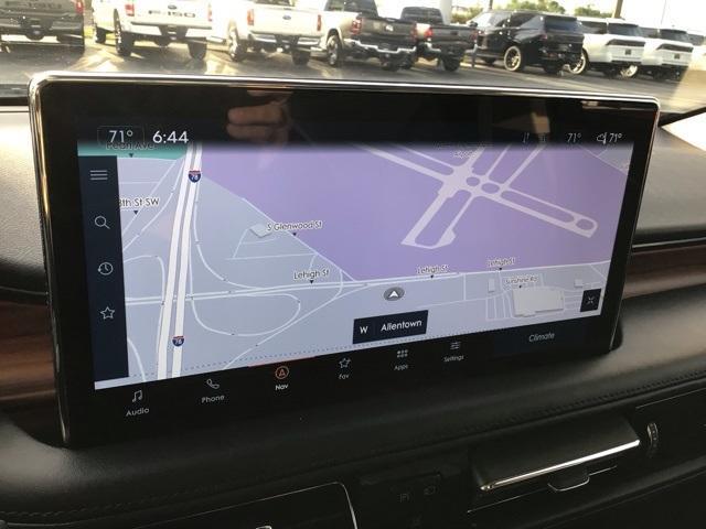 used 2022 Lincoln Nautilus car, priced at $36,400