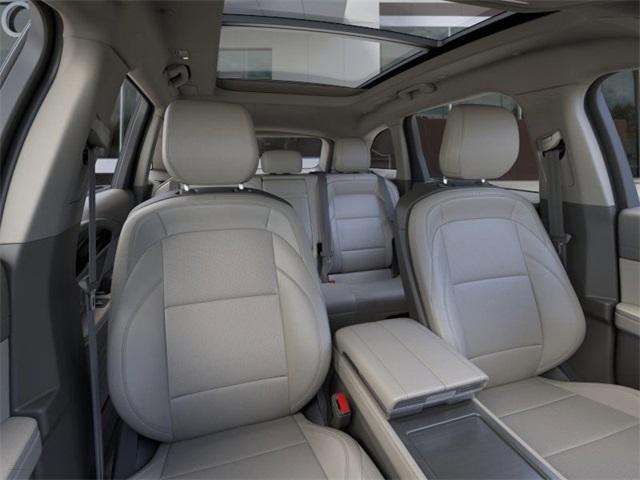 new 2025 Lincoln Nautilus car, priced at $63,128