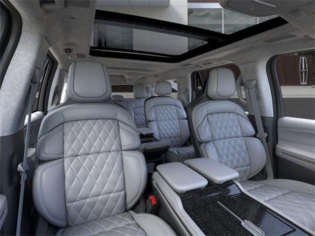 new 2025 Lincoln Navigator L car, priced at $125,230