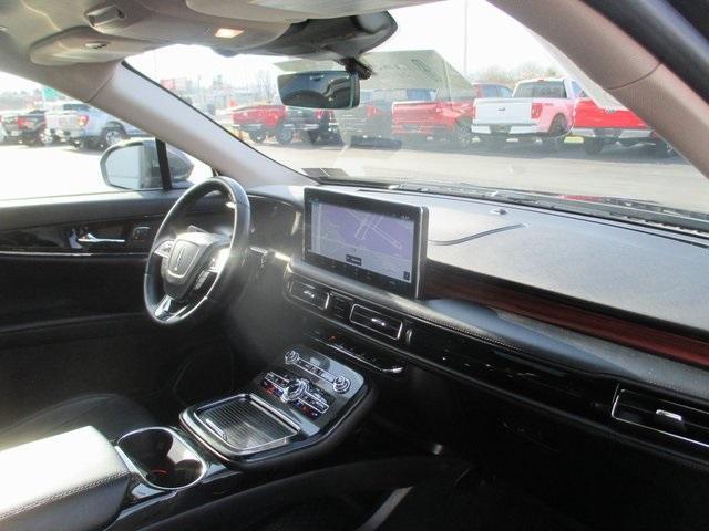 used 2021 Lincoln Nautilus car, priced at $31,900