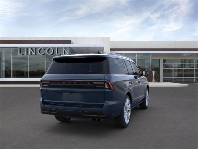 new 2025 Lincoln Navigator car, priced at $106,675
