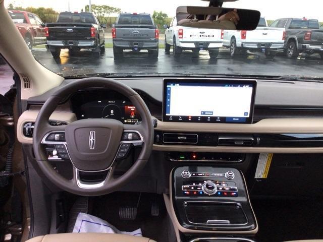 used 2022 Lincoln Nautilus car, priced at $35,500