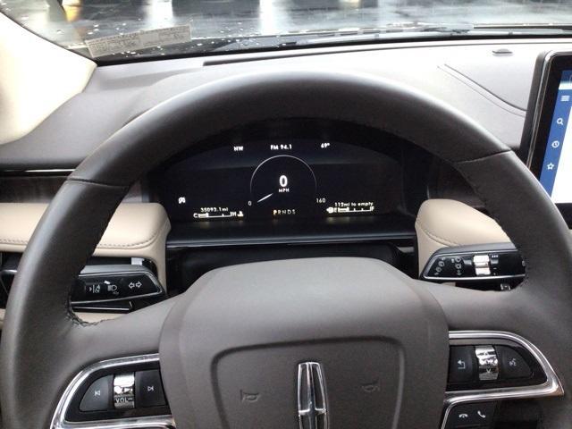 used 2022 Lincoln Nautilus car, priced at $35,500