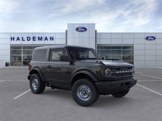 new 2025 Ford Bronco car, priced at $39,785