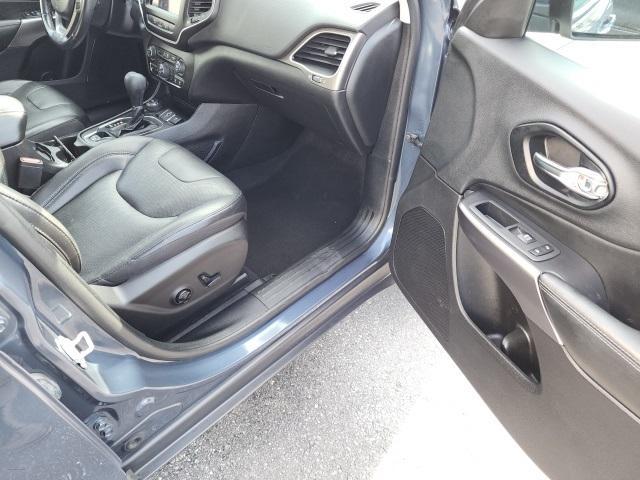 used 2021 Jeep Cherokee car, priced at $22,900