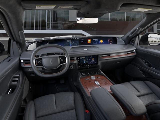 new 2025 Lincoln Navigator car, priced at $121,855