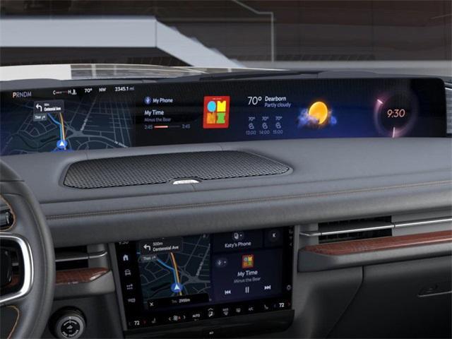 new 2025 Lincoln Navigator car, priced at $121,855