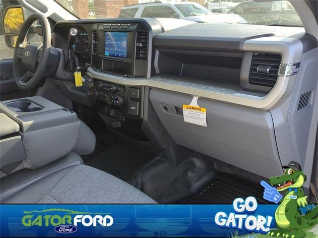 new 2024 Ford F-350 car, priced at $43,396