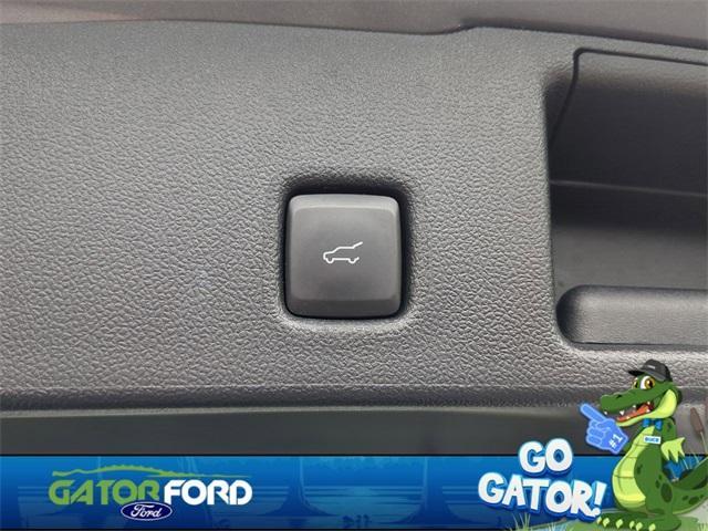 used 2022 Ford Escape car, priced at $20,724