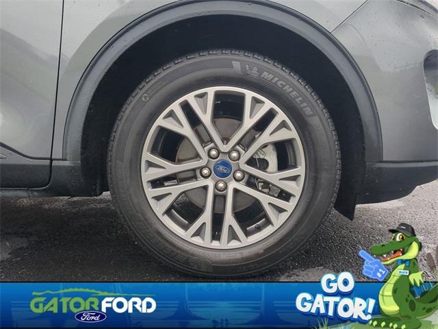 used 2022 Ford Escape car, priced at $20,724
