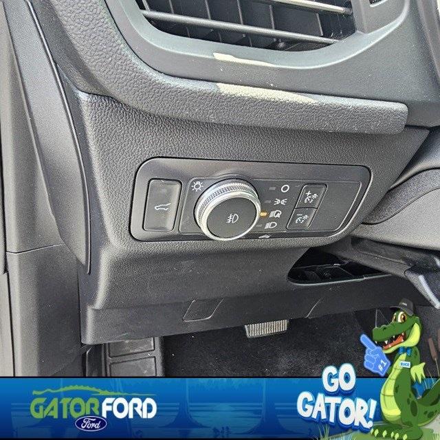 used 2022 Ford Escape car, priced at $21,326