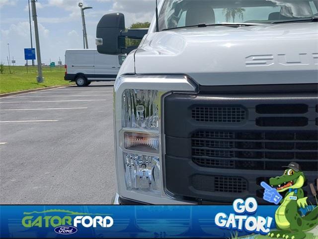 new 2025 Ford F-250 car, priced at $49,065