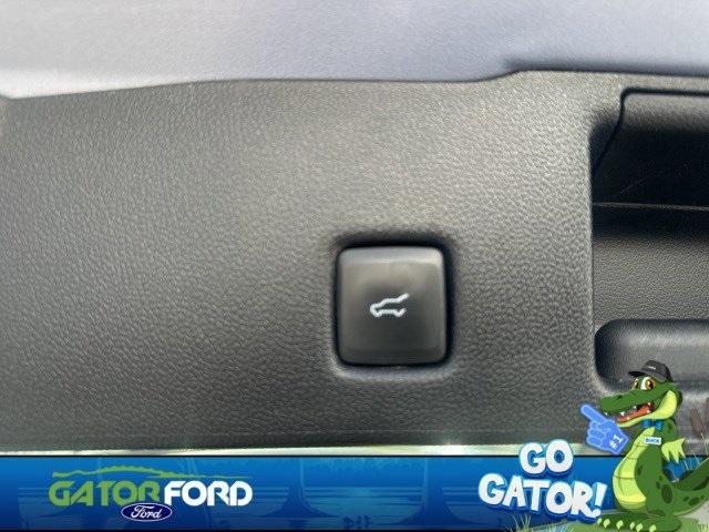 used 2022 Ford Escape car, priced at $19,365