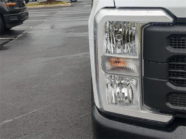 new 2024 Ford F-350 car, priced at $45,896