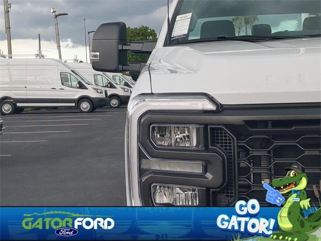 new 2025 Ford F-250 car, priced at $64,640