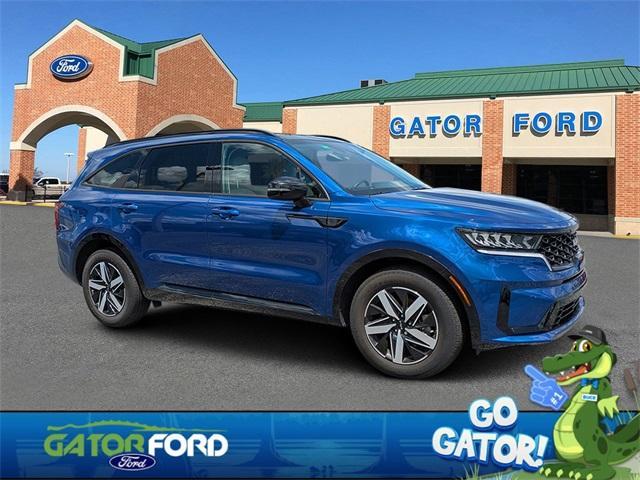 used 2023 Kia Sorento car, priced at $26,462