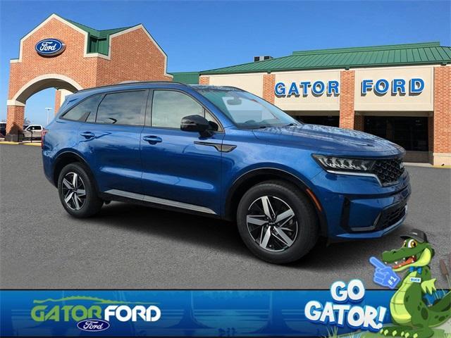 used 2023 Kia Sorento car, priced at $25,522