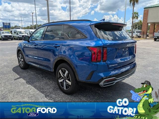 used 2023 Kia Sorento car, priced at $25,862