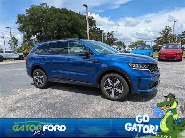 used 2023 Kia Sorento car, priced at $25,862