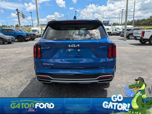 used 2023 Kia Sorento car, priced at $25,862
