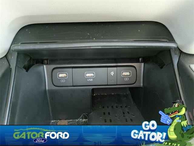 used 2023 Kia Sorento car, priced at $25,862