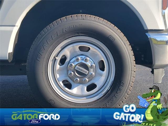 new 2024 Ford F-350 car, priced at $43,519