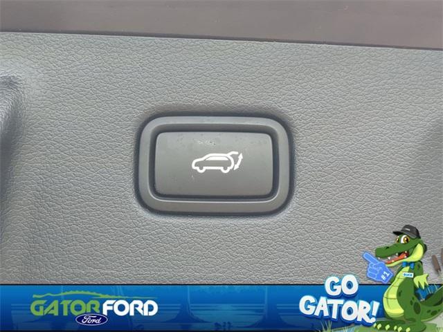used 2024 Hyundai Palisade car, priced at $38,524