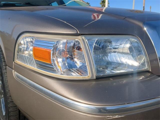 used 2006 Mercury Grand Marquis car, priced at $6,502