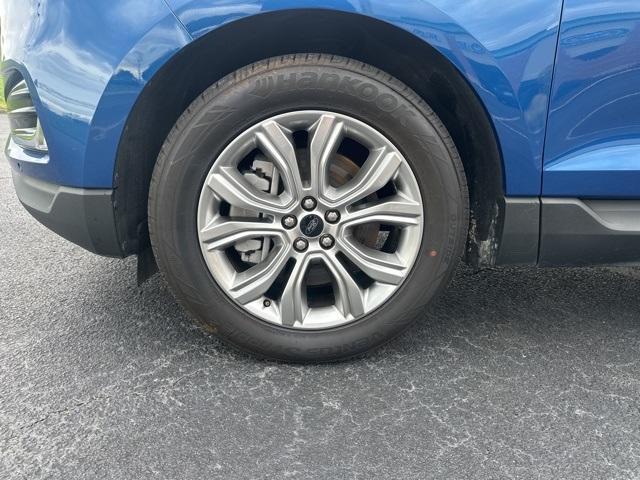 used 2024 Ford Edge car, priced at $30,911