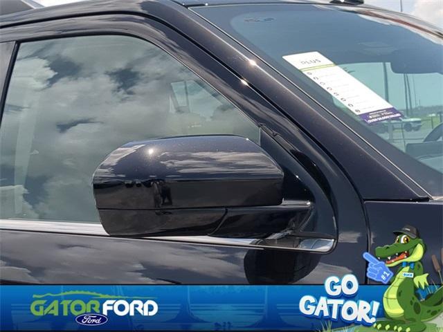 used 2024 Ford Expedition car, priced at $41,864