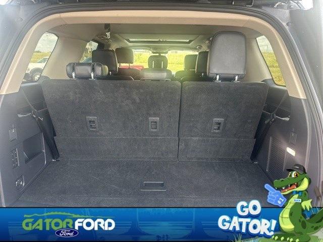 used 2024 Ford Expedition car, priced at $46,872